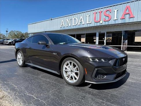 Used 2024 Ford Mustang GT Premium image 7