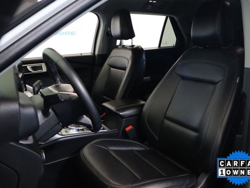 Used 2023 Ford Explorer XLT w/ Equipment Group 202A image 23