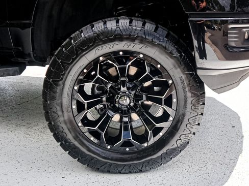 Used 2025 Ford F150 Lariat AWD/4WD image 13
