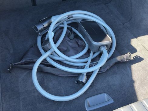 Used 2025 BMW i4 xDrive40i image 6