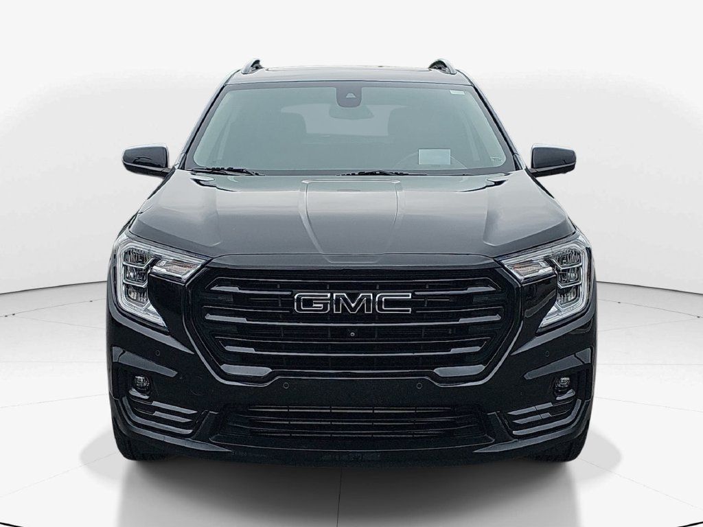 Used 2022 GMC Terrain SLT w/ Infotainment Package II FWD image 12