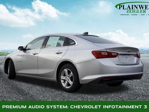 Used 2020 Chevrolet Malibu LS image 2