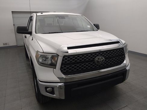 Used 2018 Toyota Tundra SR5 w/ SR5 Upgrade Package image 14