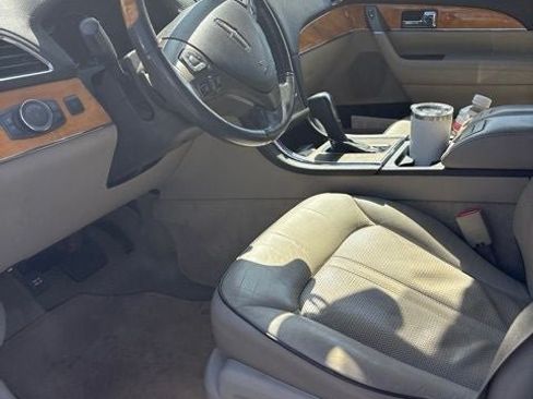 Used 2013 Lincoln MKX FWD image 23