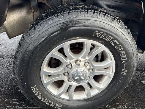 Used 2016 RAM 2500 Laramie w/ Convenience Group image 10