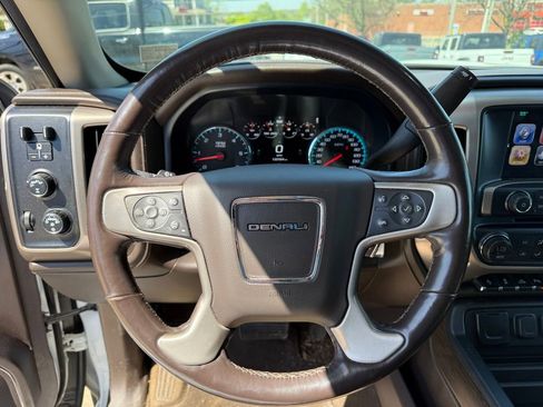 Used 2018 GMC Sierra 1500 Denali w/ Denali Ultimate Package image 15