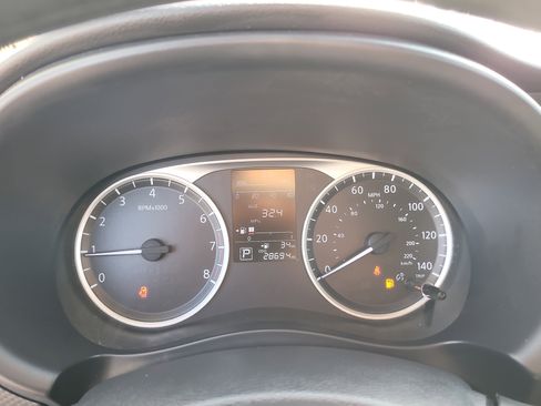 Used 2024 Nissan Kicks S image 29