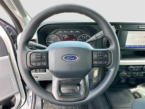 New 2025 Ford F550 4x4 Crew Cab Super Duty w/ XL Chrome Package image 7