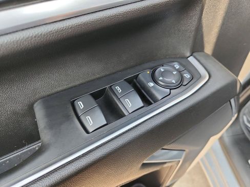 Used 2024 Chevrolet Silverado 2500 LT AWD/4WD image 24