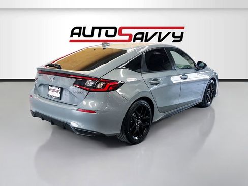 Used 2025 Honda Civic Sport image 7