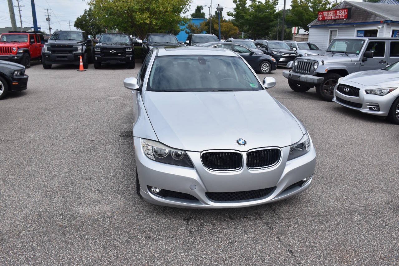 Used 2010 BMW 328i Sedan RWD image 7