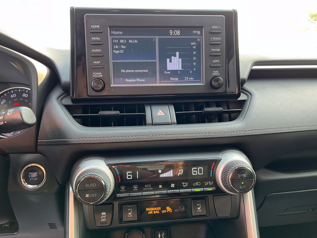 Used 2019 Toyota RAV4 XLE w/ Convenience Package FWD image 19
