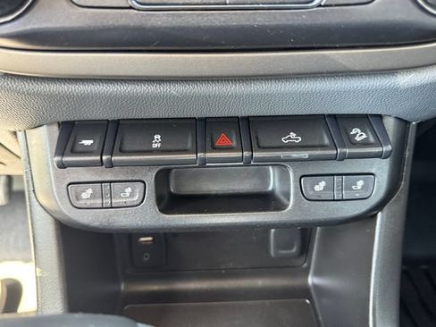 Used 2016 Chevrolet Colorado Z71 AWD/4WD image 27