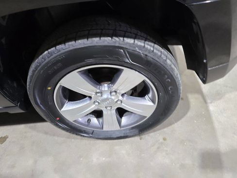 Used 2017 Jeep Patriot High Altitude AWD/4WD image 17