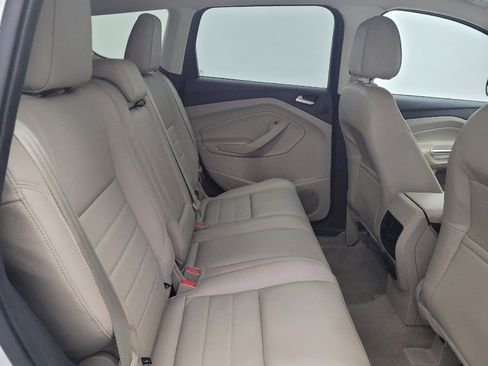 Used 2015 Ford Escape Titanium FWD image 19