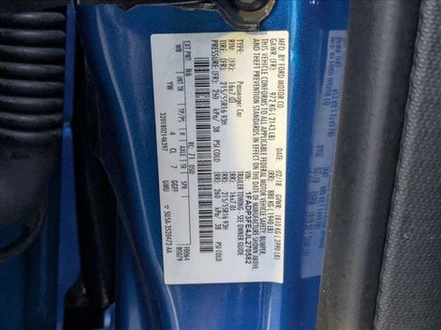 Used 2018 Ford Focus SE w/ SE Appearance Package image 24