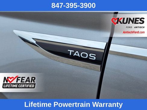 Used 2023 Volkswagen Taos SE AWD/4WD image 13