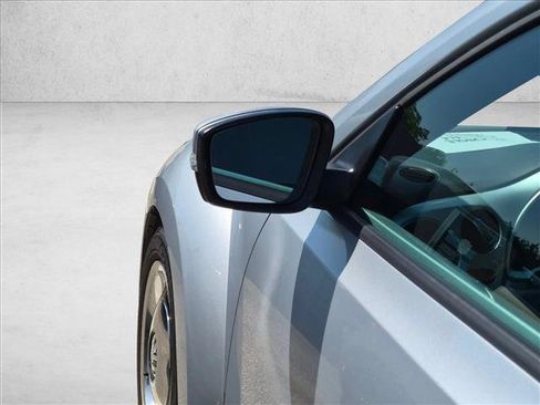 Used 2012 Volkswagen Beetle 2.5 FWD image 16