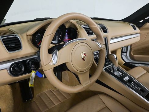 Used 2013 Porsche Boxster RWD image 8
