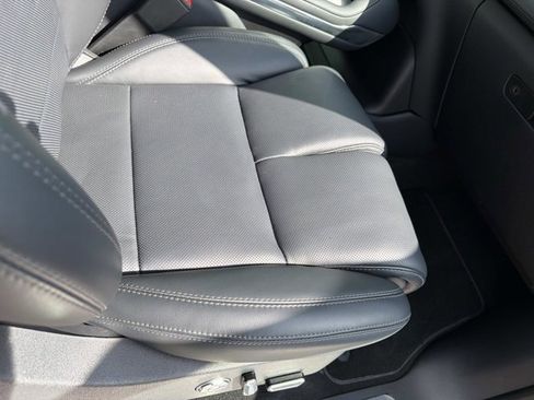 New 2025 Lincoln Navigator Reserve image 18