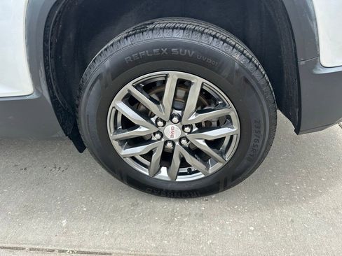 Used 2017 GMC Acadia SLT FWD image 11