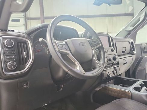 Used 2022 Chevrolet Silverado 1500 LT Trail Boss w/ Bed Protection Package AWD/4WD image 18