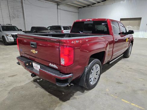Used 2018 Chevrolet Silverado 1500 High Country image 14