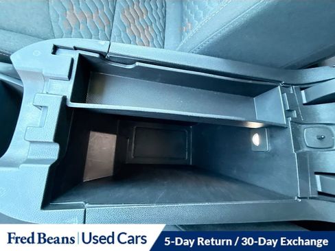 Used 2020 Chevrolet Equinox LT image 40