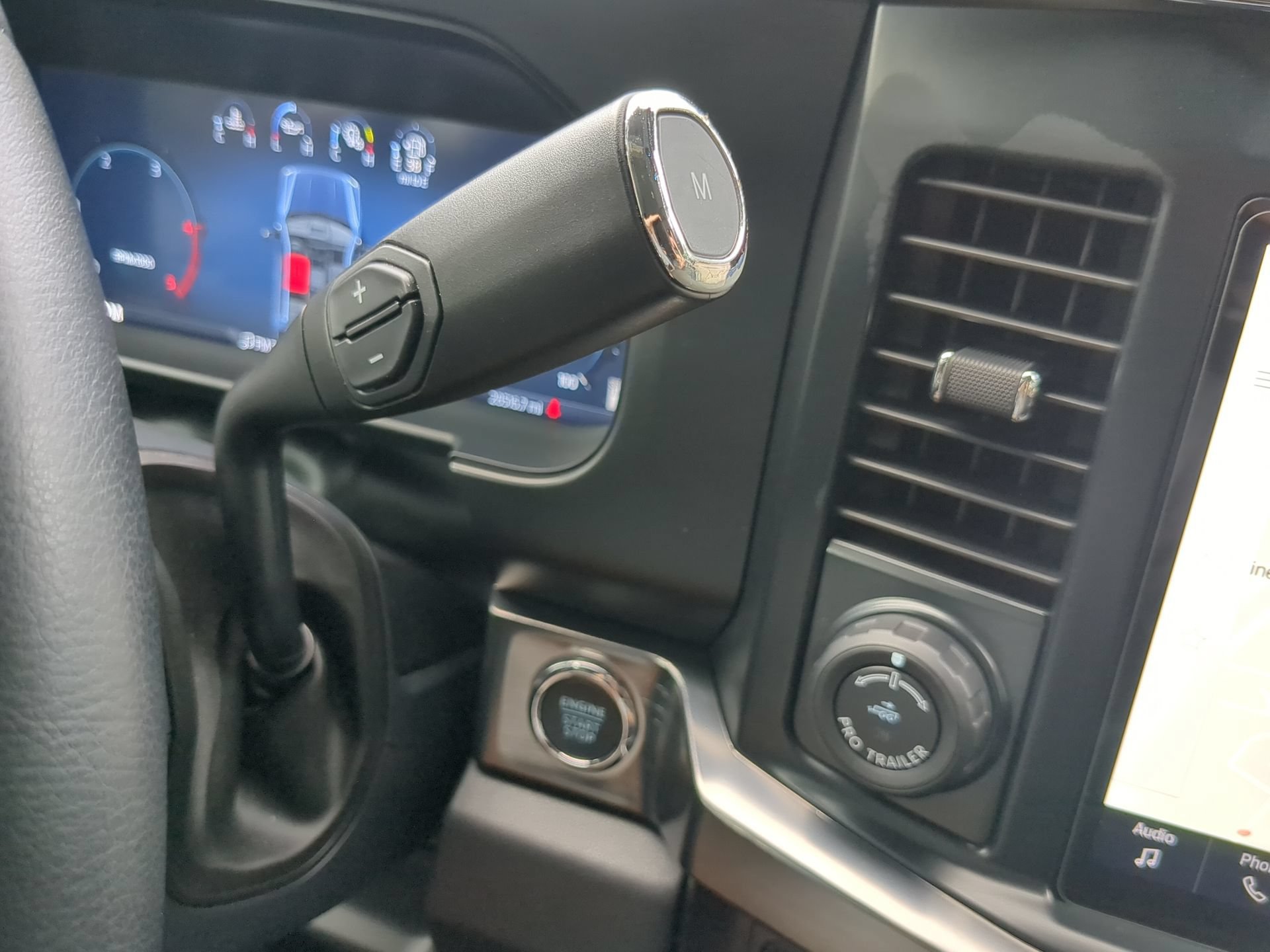 Used 2025 Ford F250 Lariat w/ Lariat Ultimate Package AWD/4WD image 65