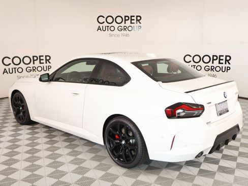 New 2026 BMW 230i xDrive Coupe w/ Premium Package AWD/4WD image 22