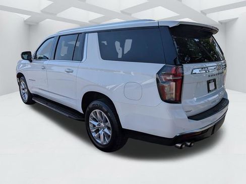 Used 2023 Chevrolet Suburban Premier RWD image 7