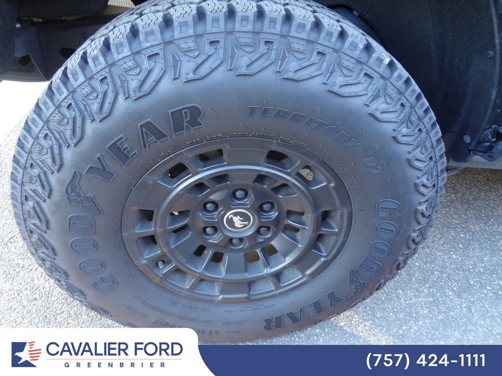 Used 2025 Ford Bronco Big Bend AWD/4WD image 8
