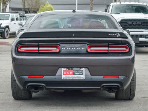 Used 2020 Dodge Challenger SRT Hellcat RWD image 5