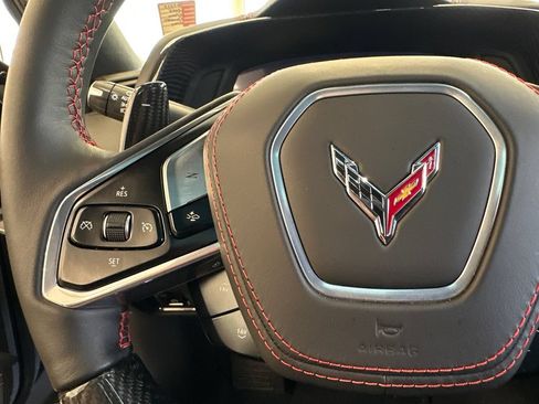 Used 2025 Chevrolet Corvette Z06 RWD image 21
