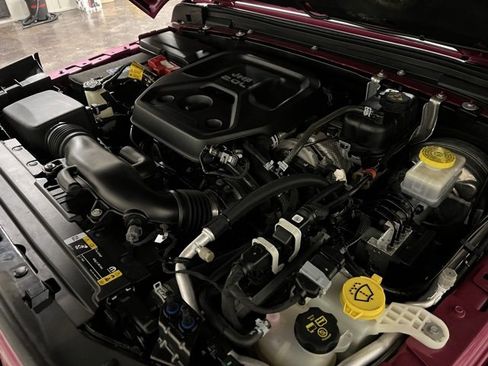 Used 2021 Jeep Wrangler Unlimited Sport image 40