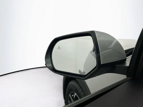 Used 2024 Hyundai Ioniq 5 SE image 16