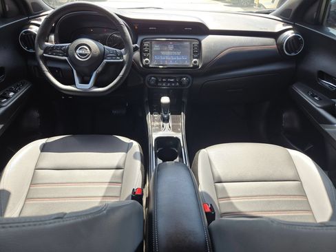 Used 2024 Nissan Kicks SR w/ SR Premium Package FWD image 15