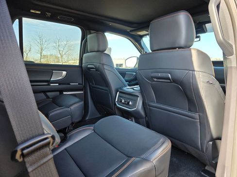 New 2025 Ford Expedition Tremor image 38