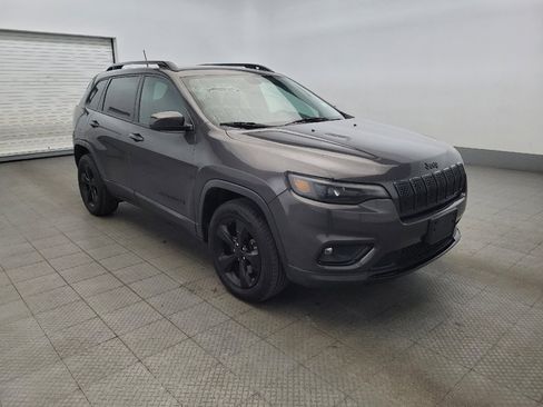 Used 2020 Jeep Cherokee Latitude Plus image 13