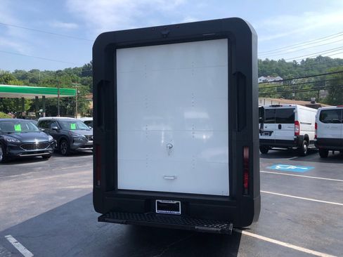 Used 2023 Chevrolet Brightdrop 600 w/ Active Safety Package 2 AWD/4WD image 6