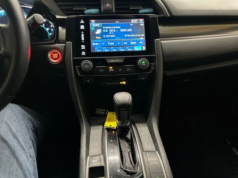 Used 2018 Honda Civic EX image 19