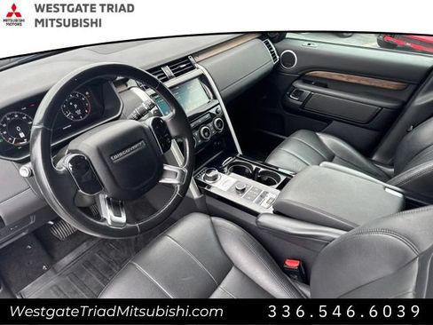Used 2019 Land Rover Discovery HSE AWD/4WD image 6