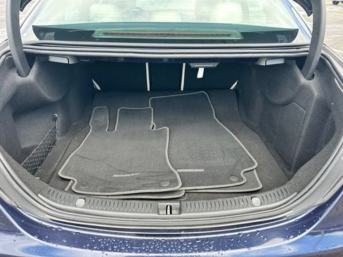Used 2019 Mercedes-Benz E 300 image 29