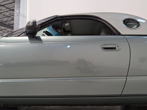 Used 2004 Ford Thunderbird Pacific Coast RWD image 31