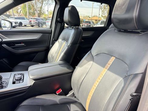 Used 2025 MAZDA CX-70 3.3 Turbo S w/ Premium Package image 26