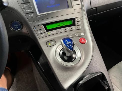 Used 2015 Toyota Prius Three FWD image 28