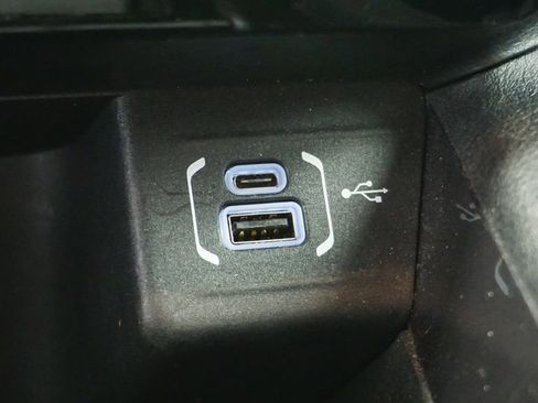 Used 2023 Jeep Compass Latitude image 26