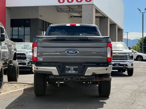 Used 2017 Ford F250 Lariat w/ Lariat Ultimate Package AWD/4WD image 47
