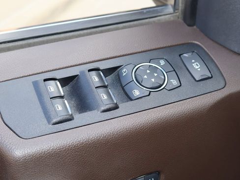 Used 2022 Ford F250 King Ranch w/ King Ranch Ultimate Package AWD/4WD image 20