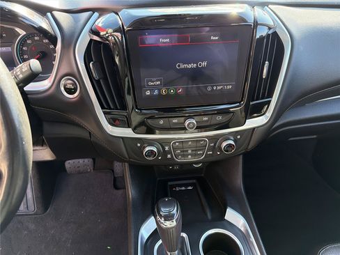 Used 2020 Chevrolet Traverse Premier w/ Redline Edition AWD/4WD image 16
